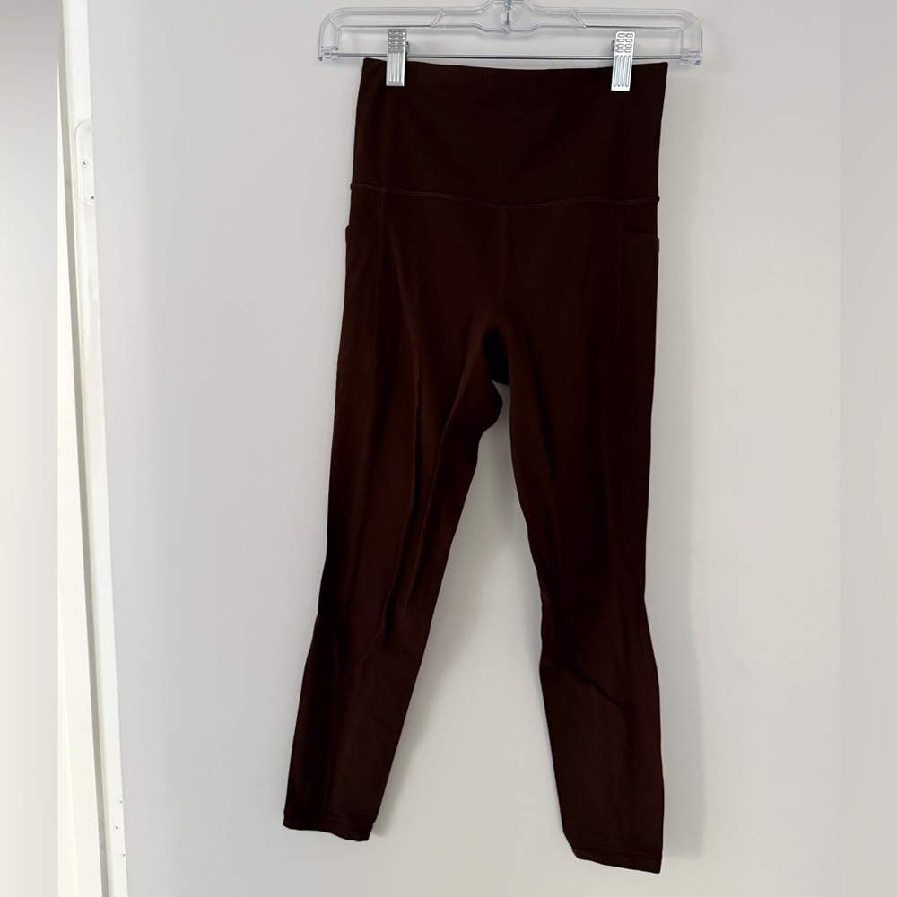 Athleta Salutation Stash Brown 7/8 Leggings